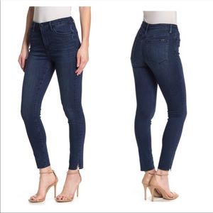 Joe’s High Rise Skinny Split Hem Jeans 29